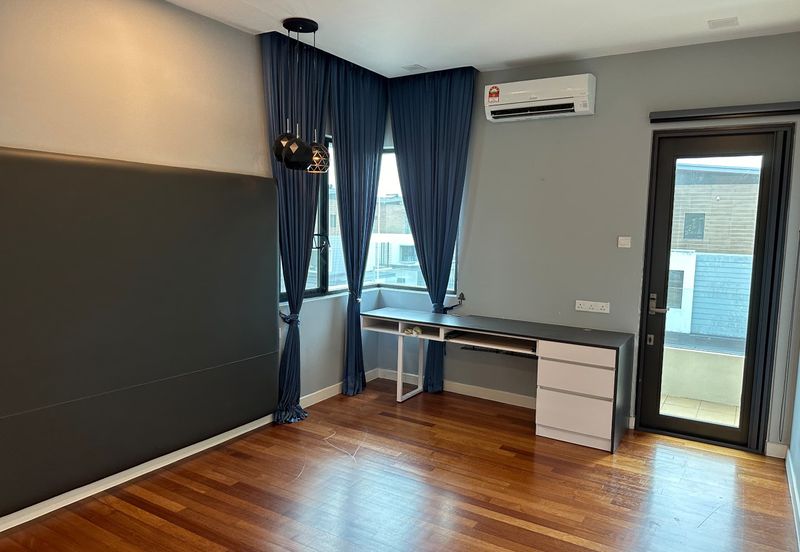 Long Branch Residences