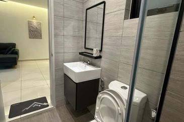 Amber Residence @ twentyfive.7