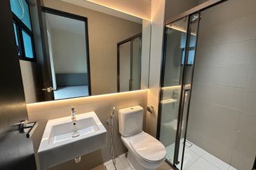 The Hills Residences, Senibong Cove