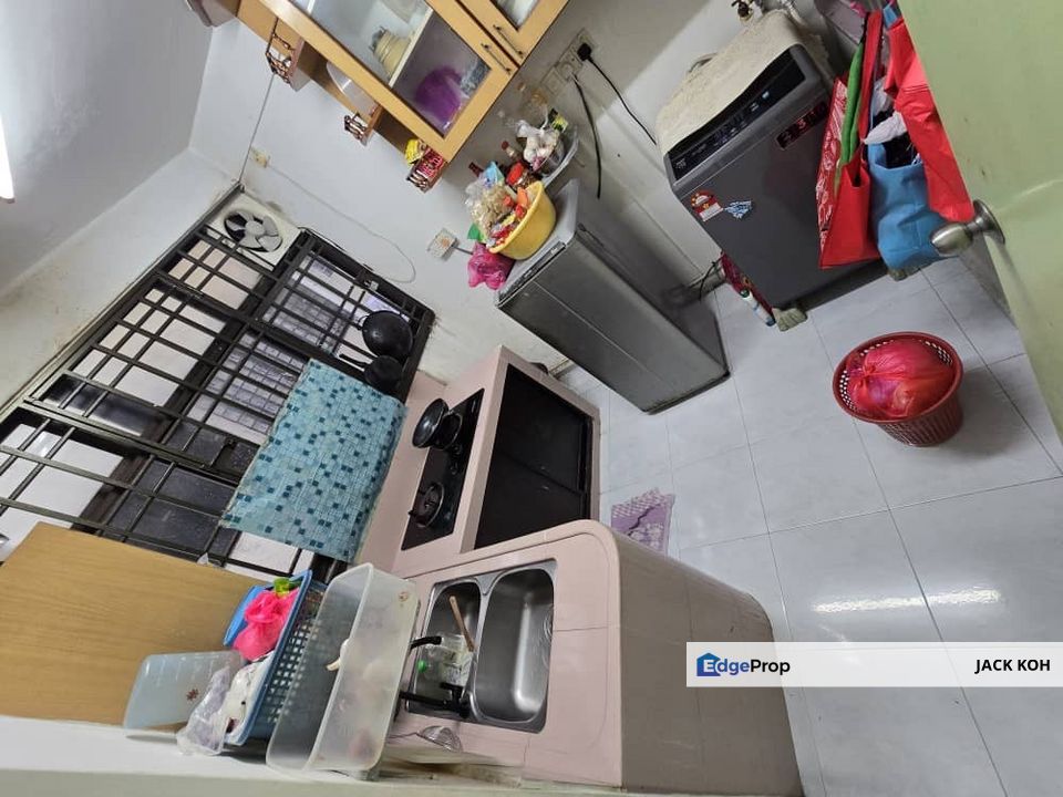 Full Loan Desa Tebrau Flat, Johor, Johor Bahru