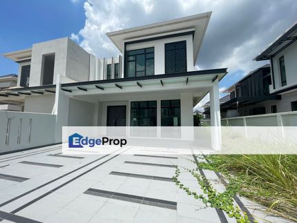 Double Storey Semi D / Setia Tropika , Johor, Setia Tropika