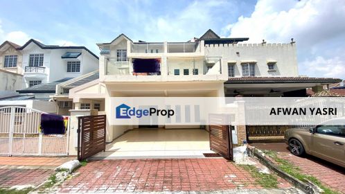 FULLY RENOVATED | VACANT UNIT  2.5 Storey Terrace  Seksyen 7 Shah Alam, Selangor, Shah Alam