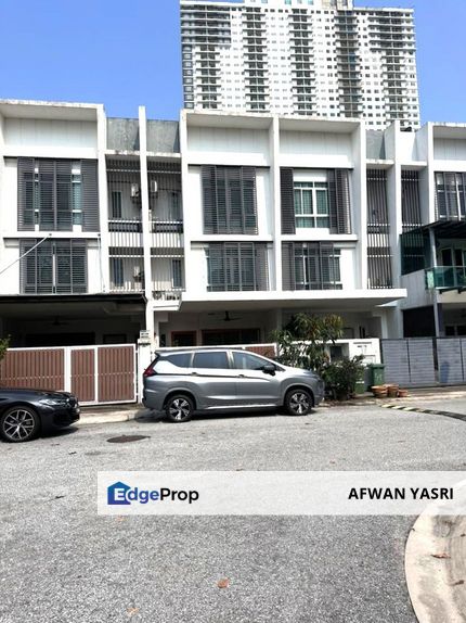 RENOVATED 3 Storey Terrace Desiran Bayu Sri Rampai Setapak, Kuala Lumpur, Setapak