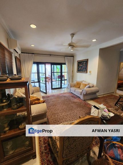 BEAUTIFULLY RENOVATED | BALINESE CONCEPT 2 Storey Semi D KGSAAS Seksyen 13 Shah Alam, Selangor, Shah Alam