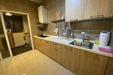 Aurora Residence @ Lake Side City