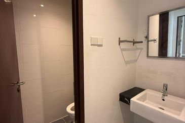 Centrio SoHo @ Pantai Hillpark