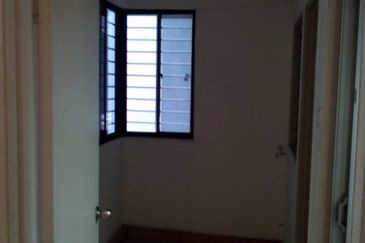 Laman Tasik Condominium