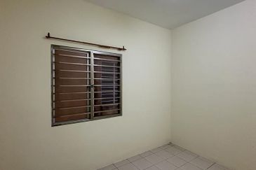 Pangsapuri Bayu Suria (Summerfields Apartments)