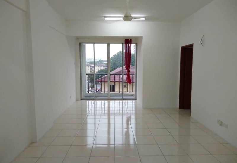 Green Suria Apartment