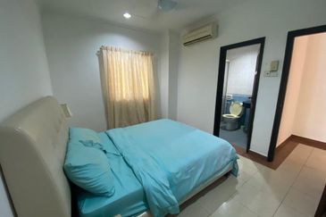 IOI Beverly Row @ IOI Resort City