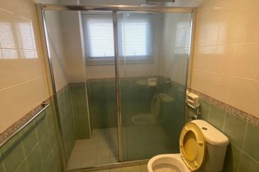 IOI Beverly Row @ IOI Resort City