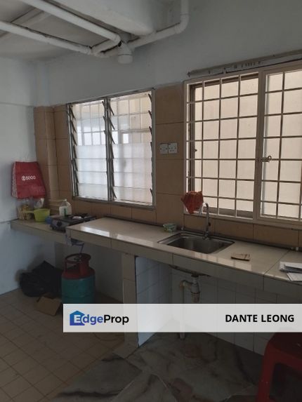 Iris Apartment 2R2B Taman Desa, Kuala Lumpur, Taman Desa 