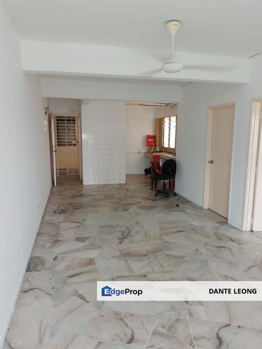 Iris Apartment 2R2B Taman Desa, Kuala Lumpur, Taman Desa 