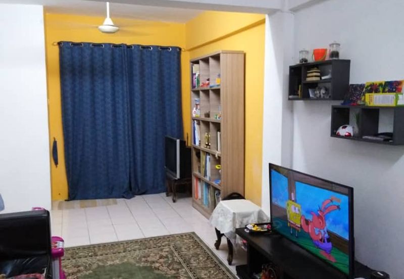 Pangsapuri Permata Merah (Red Ruby), Taman Universiti Indah