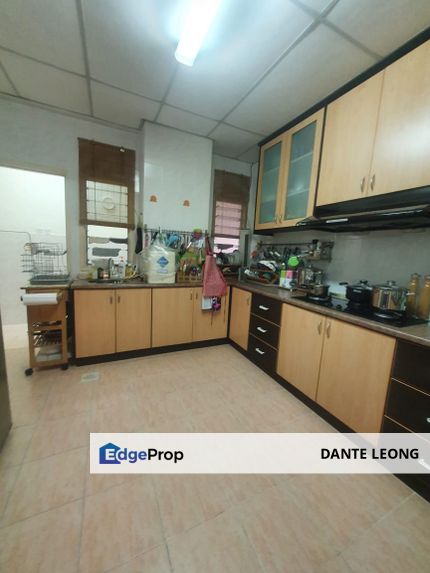 Flora Green Condominium 4R3B F/F Opposite UTAR Near Sungai Long Hospital, Selangor, Bandar Sungai Long