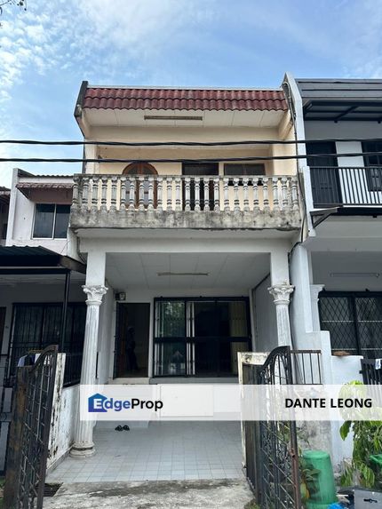 2 Sty Terrace House 3R2B Taman Sri Gombak Batu Caves, Selangor, Gombak