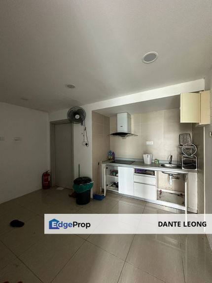 Arte Subang West 5R2B F/F Seksyen 14 Shah Alam, Selangor, Shah Alam