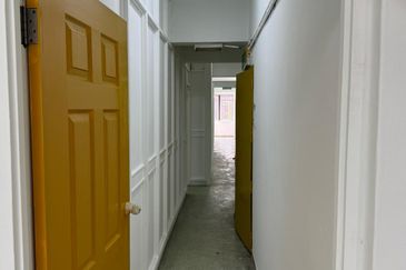 1st Floor Jalan Ipoh Office For Rent