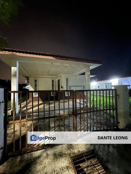 Single Sty Bungalow Jalan Tasik Senangin Mahkota Hills Lenggeng, Negeri Sembilan, Lenggeng