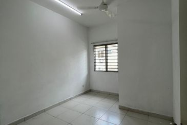 Taman Pelangi Semenyih 2