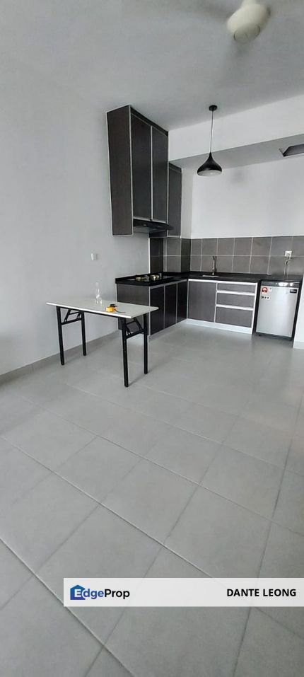 Netizen Studio F/F Batu 11 Bandar Tun Hussein Onn, Selangor, Cheras