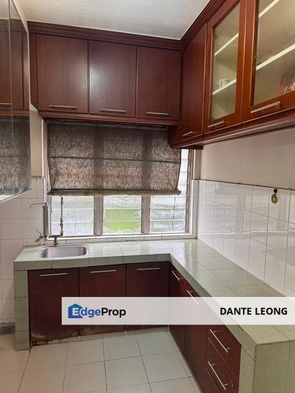 Megaria Ros Flat 3R1B Seri Kembangan, Selangor, Seri Kembangan