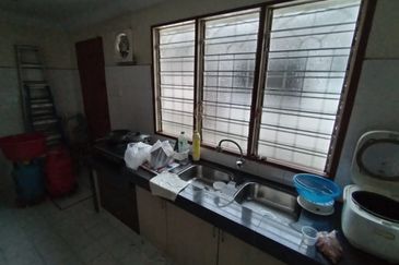 Taman Sri Subang PJS 10