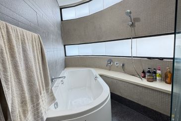 AraGreens Residences