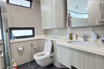 AraGreens Residences