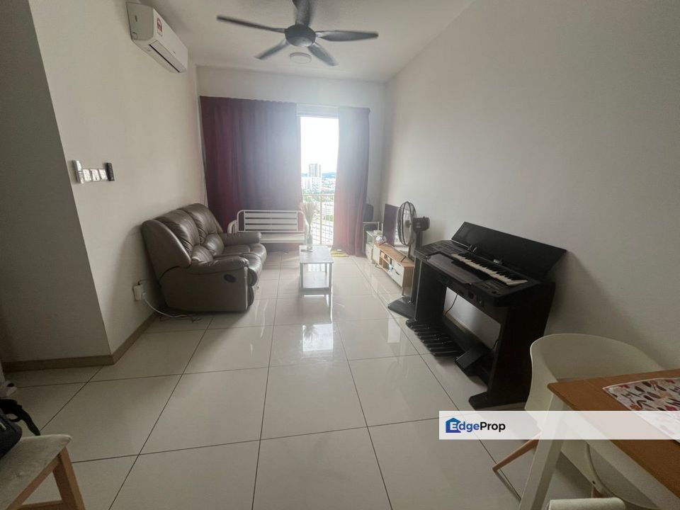 Ryan & Miho 818sf 3R 2B, Selangor, Petaling Jaya