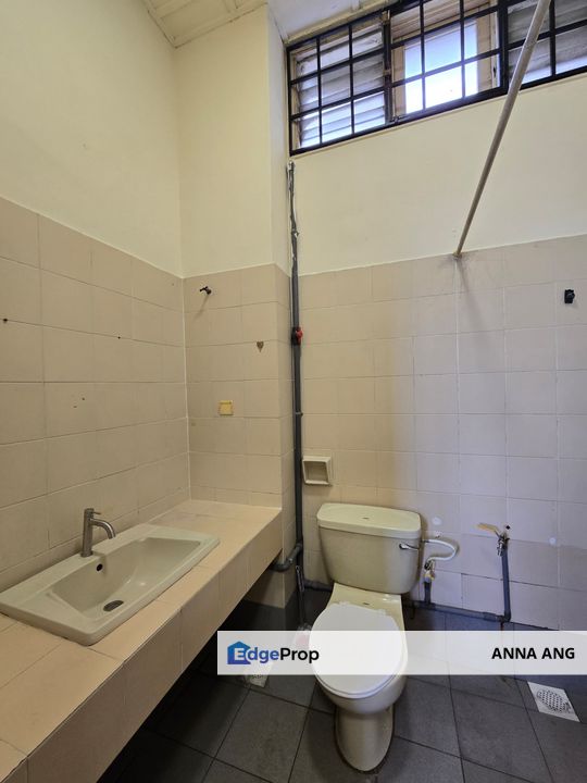 SS 26 PJ Room1 - Private Bath 231sf Queen + Air-con + Window , Selangor, Kelana Jaya