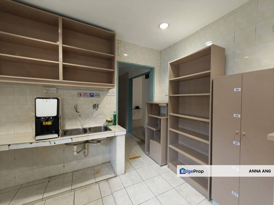 PJS 7 Room 9 - Single + Air-con + Window , Selangor, Bandar Sunway