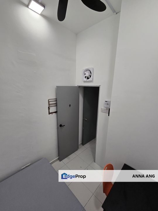 Seksyen 8 PJ Room 9 - 43sf Single + Air-con, Selangor, Petaling Jaya