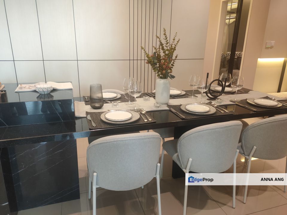 Puchong Lakeview Luxury Condo 1323sf 4R 3B, Selangor, Puchong