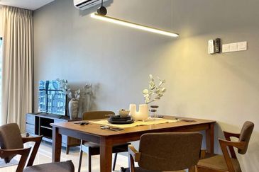 Renai Jelutong Residences