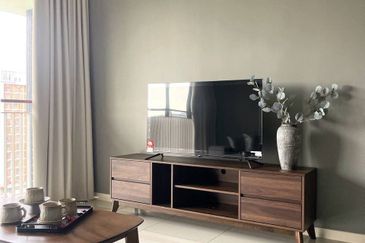 Renai Jelutong Residences