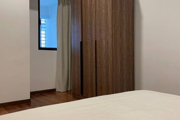 Renai Jelutong Residences