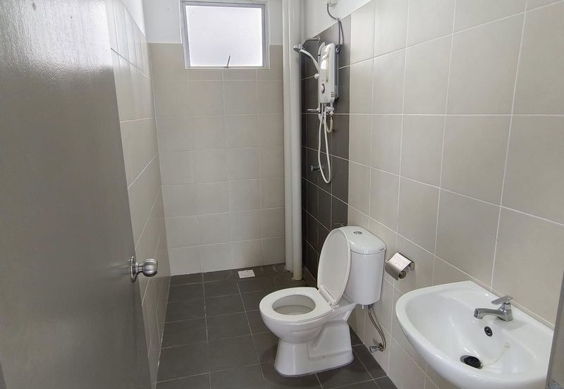 FREEHOLD Scientex Meru Height Condominium for Sell