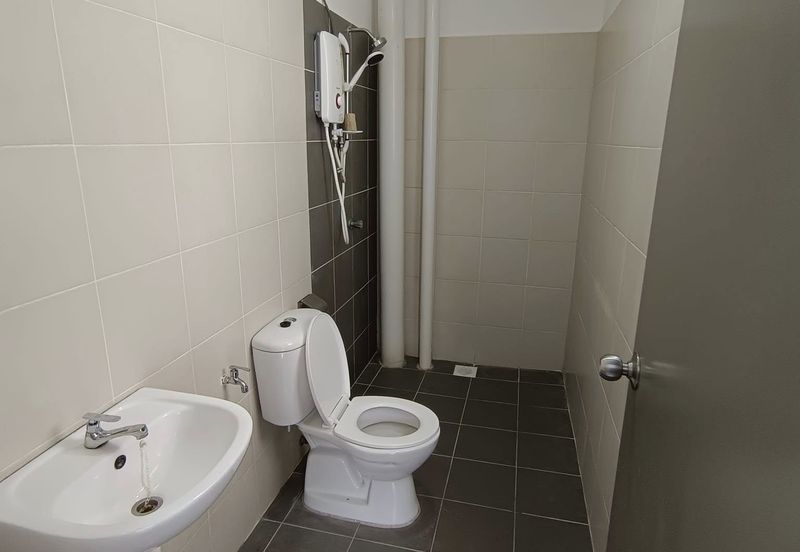 FREEHOLD Scientex Meru Height Condominium for Sell