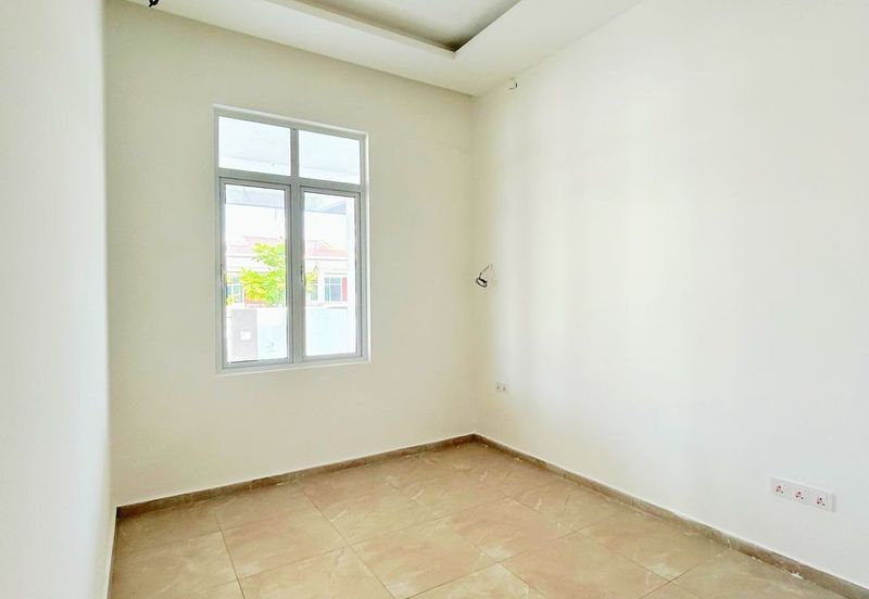 Panorama Lapangan Mutiara