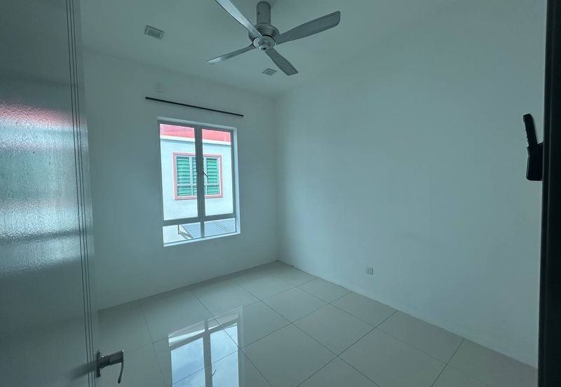 Panorama Lapangan Perdana