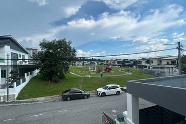 Panorama Lapangan Perdana