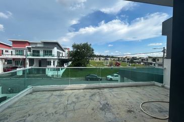 Panorama Lapangan Perdana