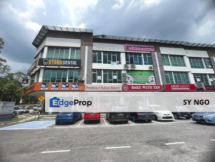 Taman Universiti 3 Storey Shop Lot ROI 5.3% , Johor, Skudai