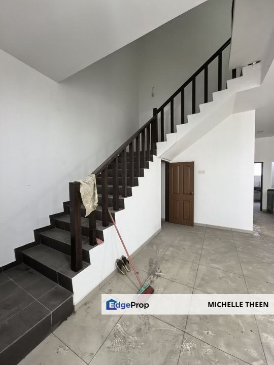 MENGLEMBU BESTARI NEW & NEVER OCCUPIED DOUBLE STOREY HOUSE , Perak, Menglembu