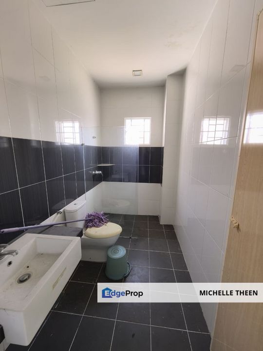 MENGLEMBU BESTARI NEW & NEVER OCCUPIED DOUBLE STOREY HOUSE , Perak, Menglembu