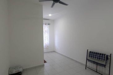 Suria 2 @ Sebana Cove