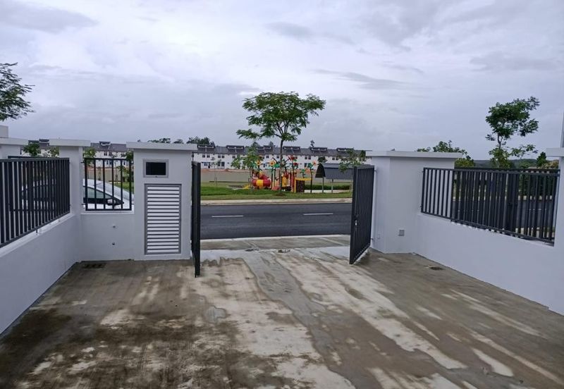 Suria 2 @ Sebana Cove