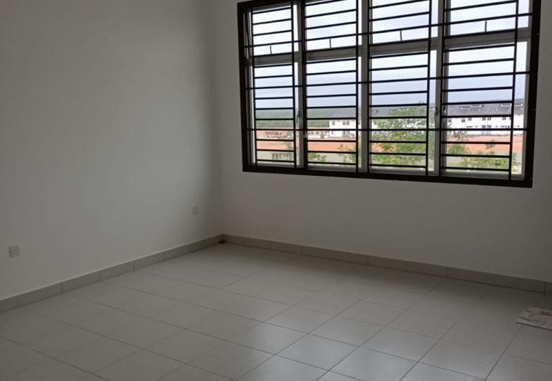 Suria 2 @ Sebana Cove