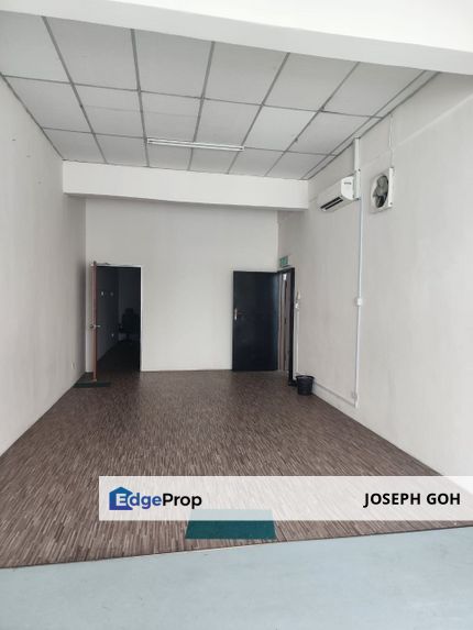 Danga utama commercial center Skudai,office space partially with air-conditioning., Johor, Skudai